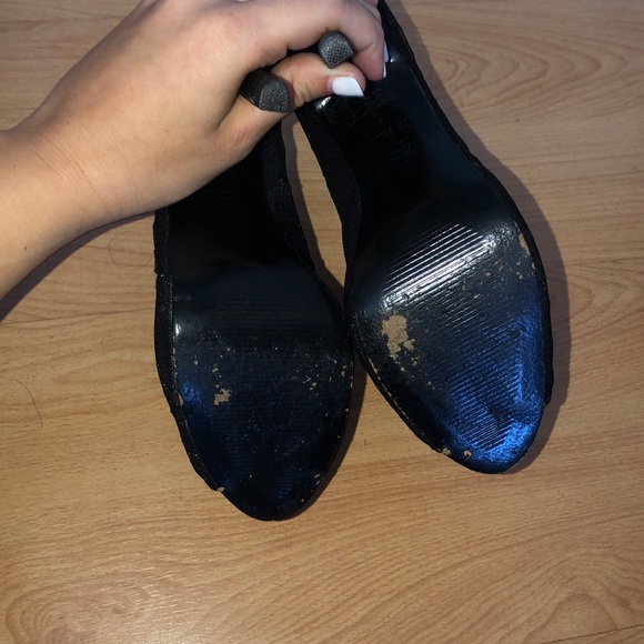 Black heels - Picture 5 of 6